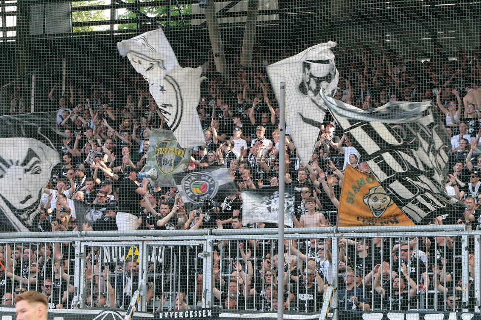 RB Salzburg - Sturm Graz
Oesterreichische Fussball Bundesliga, 30. Runde, FC RB Salzburg - SK Sturm Graz, Stadion Wals-Siezenheim, 21.05.2023. 

Foto zeigt Fans von Sturm
