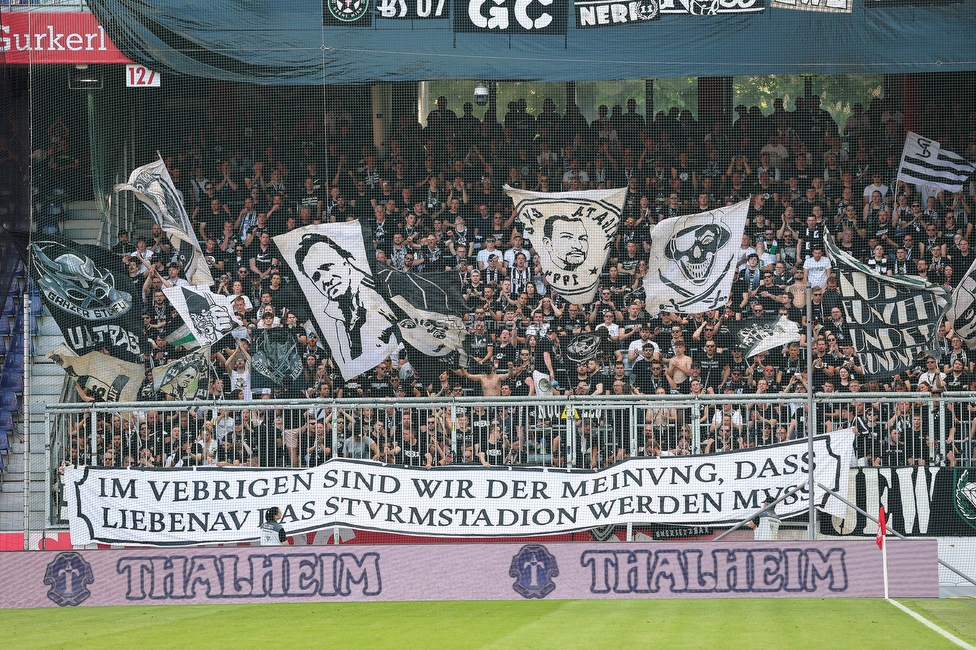 RB Salzburg - Sturm Graz
Oesterreichische Fussball Bundesliga, 30. Runde, FC RB Salzburg - SK Sturm Graz, Stadion Wals-Siezenheim, 21.05.2023. 

Foto zeigt Fans von Sturm mit einem Spruchband
Schlüsselwörter: sturmstadion