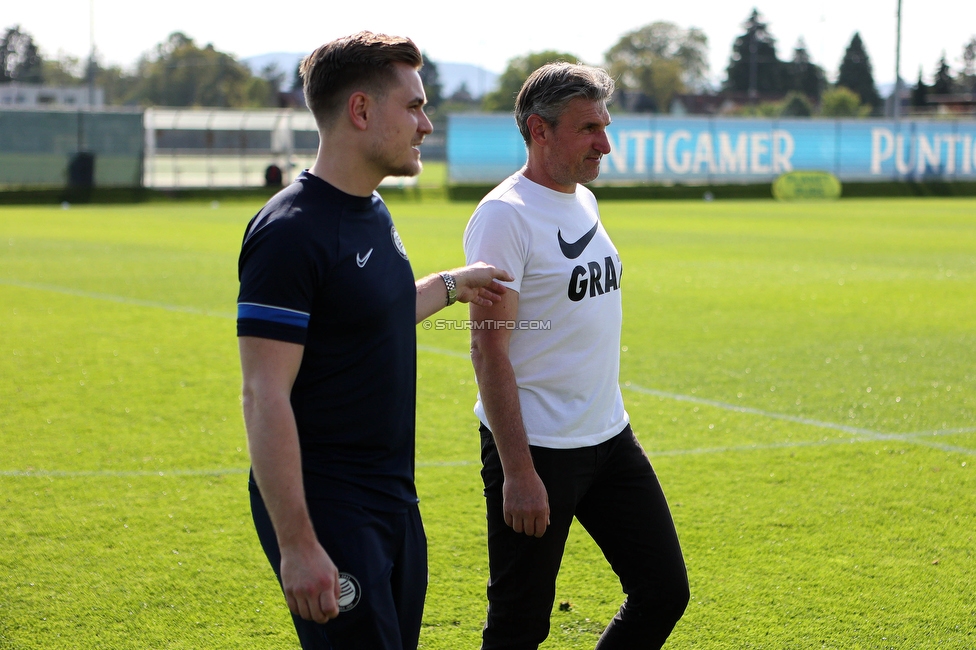 Sturm Damen - Altenmarkt
OEFB Frauen Bundesliga, 17. Runde, SK Sturm Graz Damen - SKV Altenmarkt, Trainingszentrum Messendorf, 27.05.2023. 

Foto zeigt Michael Erlitz (Sportlicher Leiter Sturm Damen) und Christian Lang (Cheftrainer Sturm Damen)
