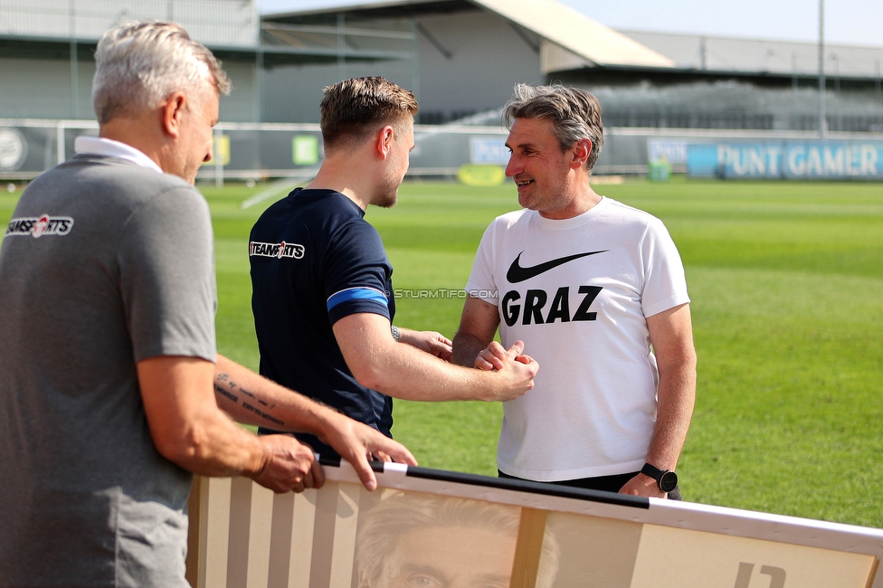 Sturm Damen - Altenmarkt
OEFB Frauen Bundesliga, 17. Runde, SK Sturm Graz Damen - SKV Altenmarkt, Trainingszentrum Messendorf, 27.05.2023. 

Foto zeigt Michael Erlitz (Sportlicher Leiter Sturm Damen) und Christian Lang (Cheftrainer Sturm Damen)
