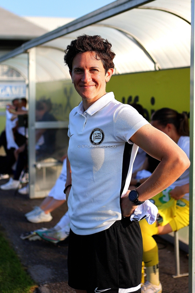 Sturm Damen - Altenmarkt
OEFB Frauen Bundesliga, 17. Runde, SK Sturm Graz Damen - SKV Altenmarkt, Trainingszentrum Messendorf, 27.05.2023. 

Foto zeigt Emily Cancienne (Assistenz Trainer Sturm Damen)
