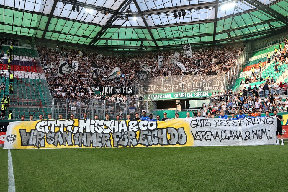 Rapid Wien - Sturm Graz
Oesterreichische Fussball Bundesliga, 31. Runde, SK Rapid Wien - SK Sturm Graz, Weststadion Wien, 28.05.2023. 

Foto zeigt die Mannschaft von Sturm mit einem Spruchband
