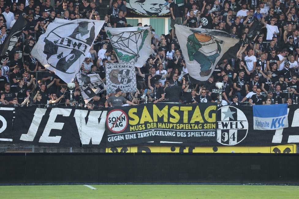 Sturm Graz - LASK
Oesterreichische Fussball Bundesliga, 32. Runde, SK Sturm Graz - LASK, Stadion Liebenau Graz, 03.06.2023. 

Foto zeigt Fans von Sturm mit einem Spruchband
Schlüsselwörter: samstag