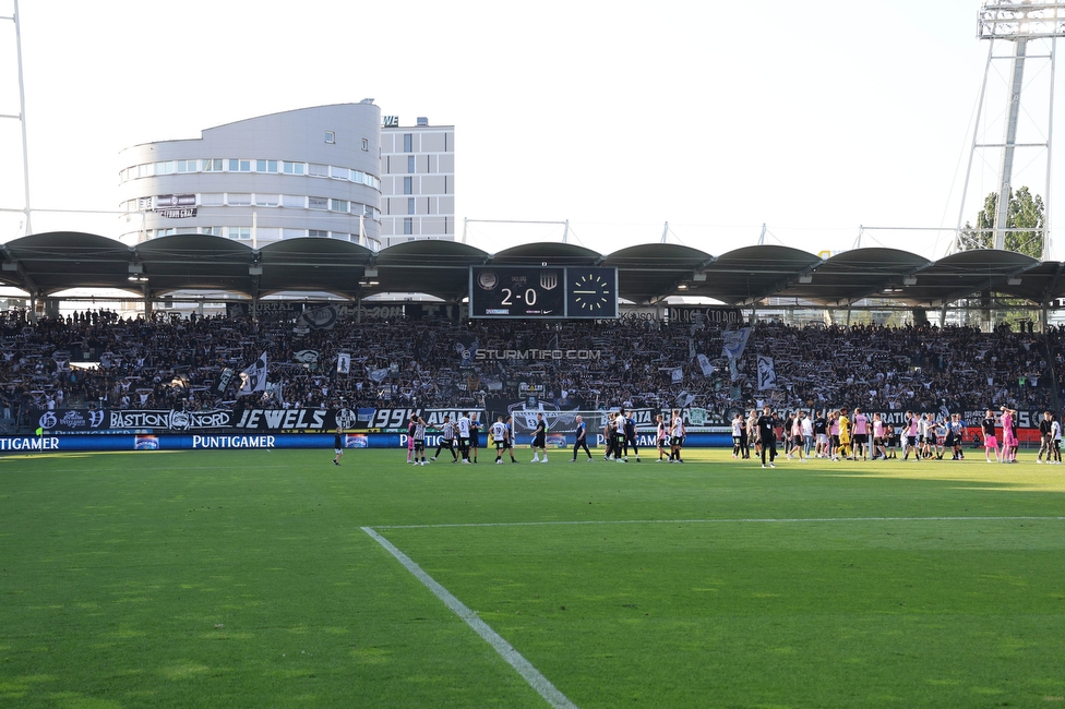 Sturm Graz - LASK
Oesterreichische Fussball Bundesliga, 32. Runde, SK Sturm Graz - LASK, Stadion Liebenau Graz, 03.06.2023. 

Foto zeigt Fans von Sturm
Schlüsselwörter: schals