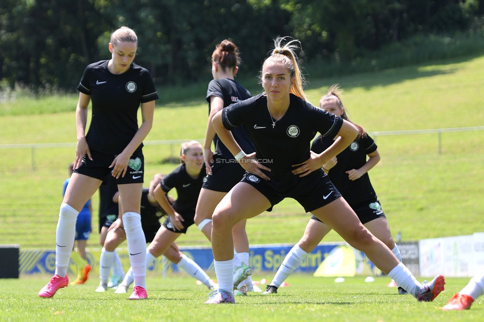 First Vienna - Sturm Damen
OEFB Frauen Bundesliga, 18. Runde, First Vienna FC 1894 - SK Sturm Graz Damen, Naturarena Hohe Warte Wien, 03.06.2023. 

Foto zeigt Modesta Uka (Sturm Damen)
