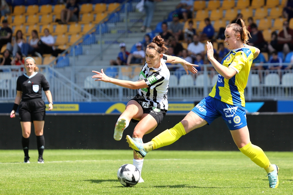 First Vienna - Sturm Damen
OEFB Frauen Bundesliga, 18. Runde, First Vienna FC 1894 - SK Sturm Graz Damen, Naturarena Hohe Warte Wien, 03.06.2023. 

Foto zeigt Laura Krumboeck (Sturm Damen)
