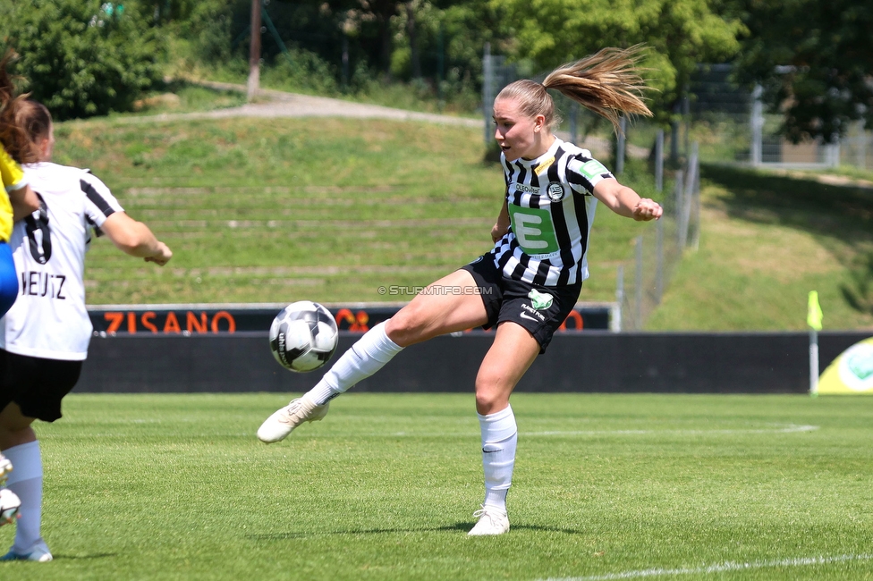 First Vienna - Sturm Damen
OEFB Frauen Bundesliga, 18. Runde, First Vienna FC 1894 - SK Sturm Graz Damen, Naturarena Hohe Warte Wien, 03.06.2023. 

Foto zeigt Anna Maria Wirnsberger (Sturm Damen)
