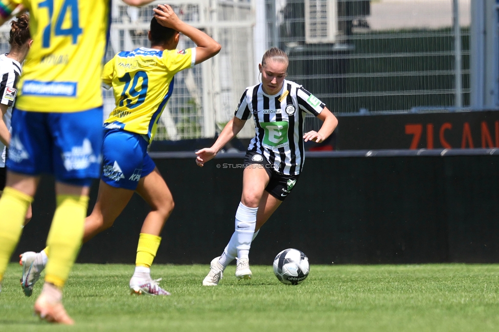 First Vienna - Sturm Damen
OEFB Frauen Bundesliga, 18. Runde, First Vienna FC 1894 - SK Sturm Graz Damen, Naturarena Hohe Warte Wien, 03.06.2023. 

Foto zeigt Anna Maria Wirnsberger (Sturm Damen)
