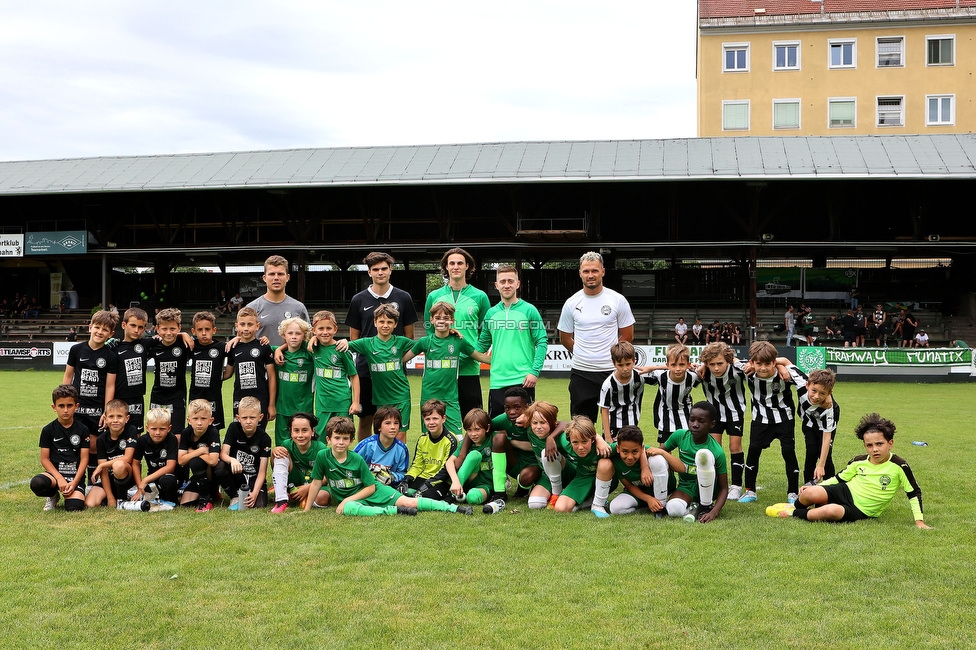 Eroeffnung Gruabn Holztribuene
Eroeffnung Gruabn Holztribuene, Gruabn Graz, 24.06.2023.

Foto zeigt die Jugendmannschaften von SK Sturm, GSC und den Wiener Linien
