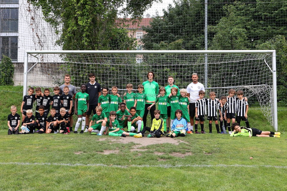 Eroeffnung Gruabn Holztribuene
Eroeffnung Gruabn Holztribuene, Gruabn Graz, 24.06.2023.

Foto zeigt die Jugendmannschaften von SK Sturm, GSC und den Wiener Linien
