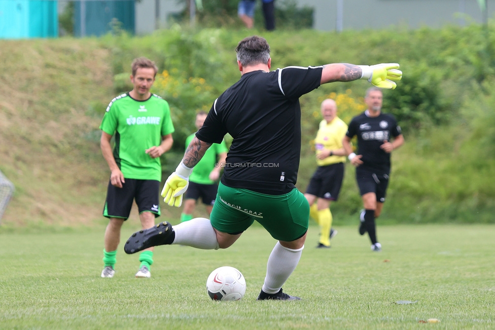 Eroeffnung Gruabn Holztribuene
Eroeffnung Gruabn Holztribuene, Gruabn Graz, 24.06.2023.

Foto zeigt das Fussball Blitzturnier
