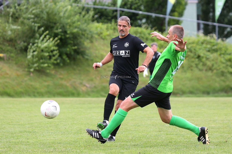Eroeffnung Gruabn Holztribuene
Eroeffnung Gruabn Holztribuene, Gruabn Graz, 24.06.2023.

Foto zeigt das Fussball Blitzturnier
