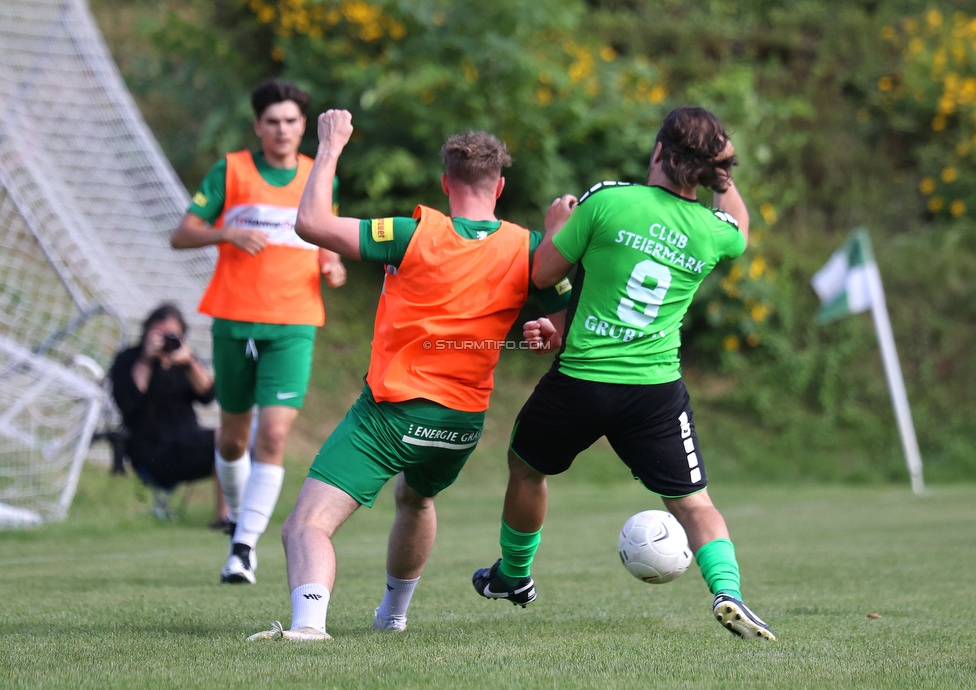 Eroeffnung Gruabn Holztribuene
Eroeffnung Gruabn Holztribuene, Gruabn Graz, 24.06.2023.

Foto zeigt das Fussball Blitzturnier
