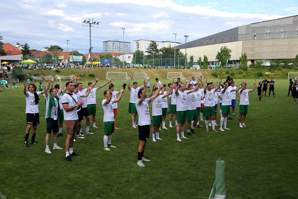 Eroeffnung Gruabn Holztribuene
Eroeffnung Gruabn Holztribuene, Gruabn Graz, 24.06.2023.

Foto zeigt das Team vom GSC
