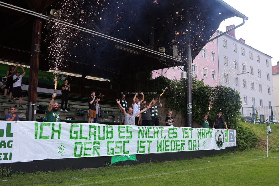 Eroeffnung Gruabn Holztribuene
Eroeffnung Gruabn Holztribuene, Gruabn Graz, 24.06.2023.

Foto zeigt die Fans vom GSC
