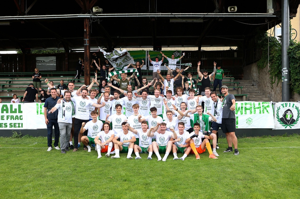 Eroeffnung Gruabn Holztribuene
Eroeffnung Gruabn Holztribuene, Gruabn Graz, 24.06.2023.

Foto zeigt das Team und die Fans vom GSC

