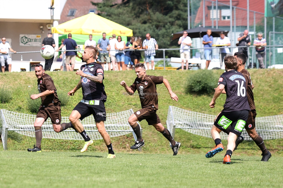 Eroeffnung Gruabn Holztribuene
Eroeffnung Gruabn Holztribuene, Gruabn Graz, 25.06.2023.

Foto zeigt das Legendenspiel zwischen Sturm und St. Pauli
