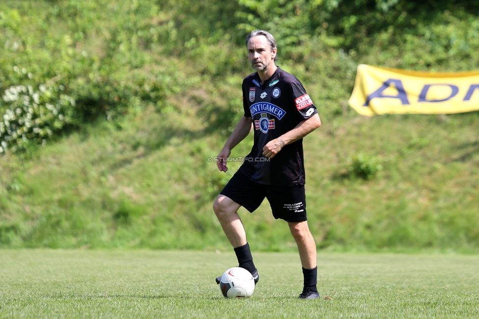 Eroeffnung Gruabn Holztribuene
Eroeffnung Gruabn Holztribuene, Gruabn Graz, 25.06.2023.

Foto zeigt das Legendenspiel zwischen Sturm und St. Pauli
