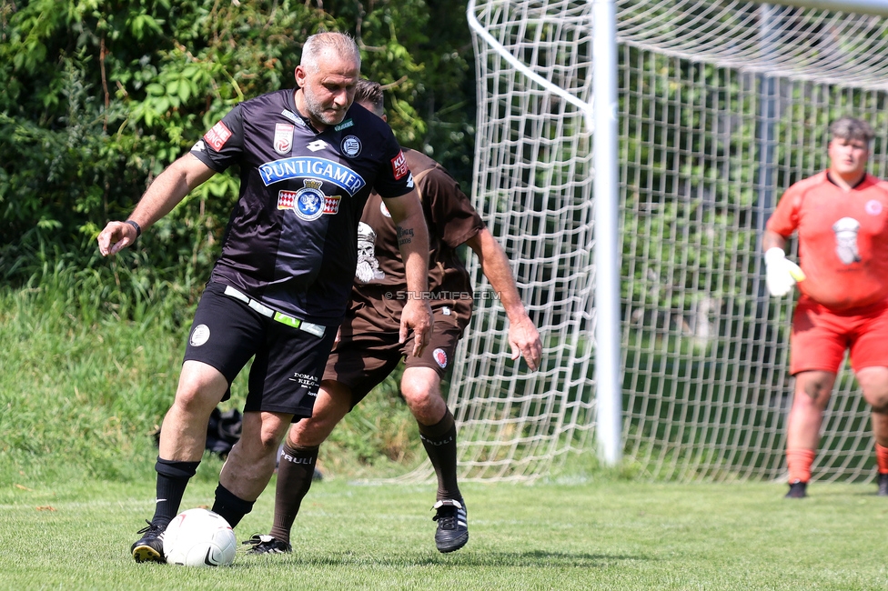 Eroeffnung Gruabn Holztribuene
Eroeffnung Gruabn Holztribuene, Gruabn Graz, 25.06.2023.

Foto zeigt das Legendenspiel zwischen Sturm und St. Pauli
