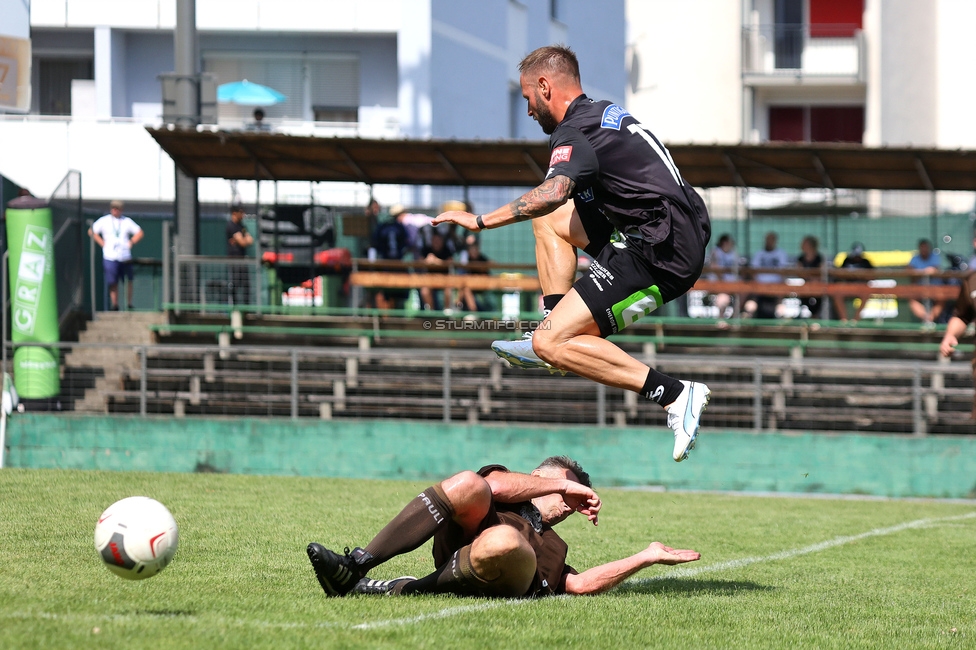 Eroeffnung Gruabn Holztribuene
Eroeffnung Gruabn Holztribuene, Gruabn Graz, 25.06.2023.

Foto zeigt das Legendenspiel zwischen Sturm und St. Pauli
