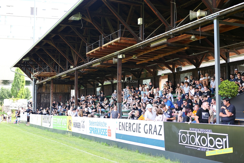 Eroeffnung Gruabn Holztribuene
Eroeffnung Gruabn Holztribuene, Gruabn Graz, 25.06.2023.

Foto zeigt die Gruabn Holztribuene
