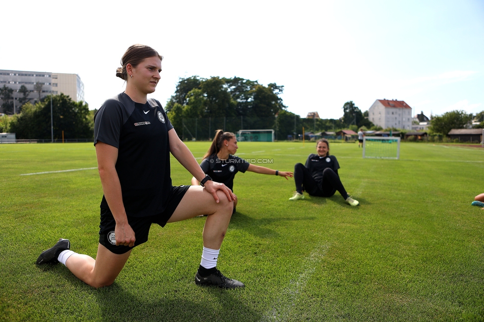 Trainingsauftakt Sturm Graz Damen
OEFB Frauen Bundesliga, Trainingsauftakt SK Sturm Graz Damen, Postplatz Puntigam, 17.07.2023. 

Foto zeigt Sophie Maierhofer (Sturm Damen)
