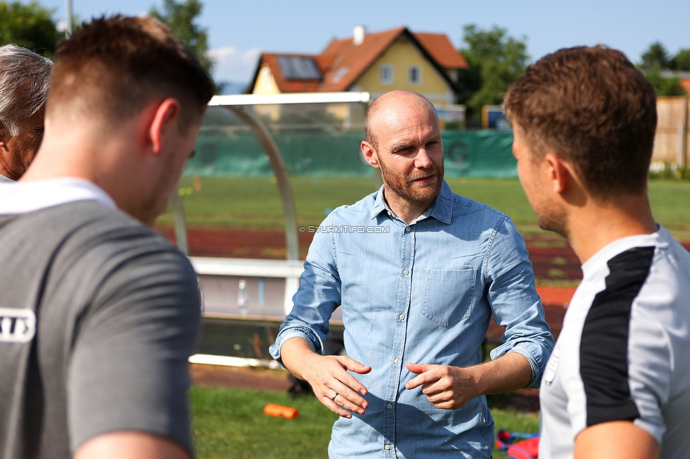 Trainingsauftakt Sturm Graz Damen
OEFB Frauen Bundesliga, Trainingsauftakt SK Sturm Graz Damen, Postplatz Puntigam, 17.07.2023. 

Foto zeigt Mario Karner (Technischer Direktor Sturm Damen)
