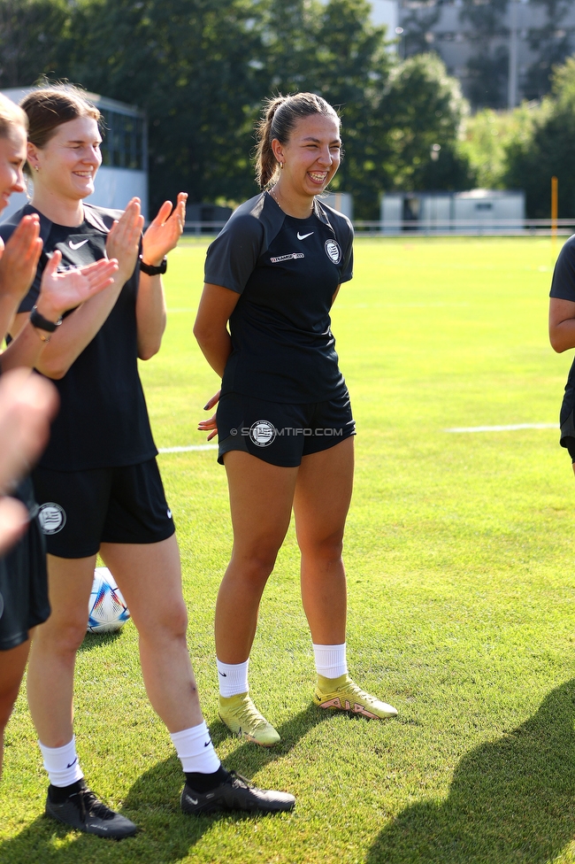 Trainingsauftakt Sturm Graz Damen
OEFB Frauen Bundesliga, Trainingsauftakt SK Sturm Graz Damen, Postplatz Puntigam, 17.07.2023. 

Foto zeigt Krajinovic Ruzica (Sturm Damen)
