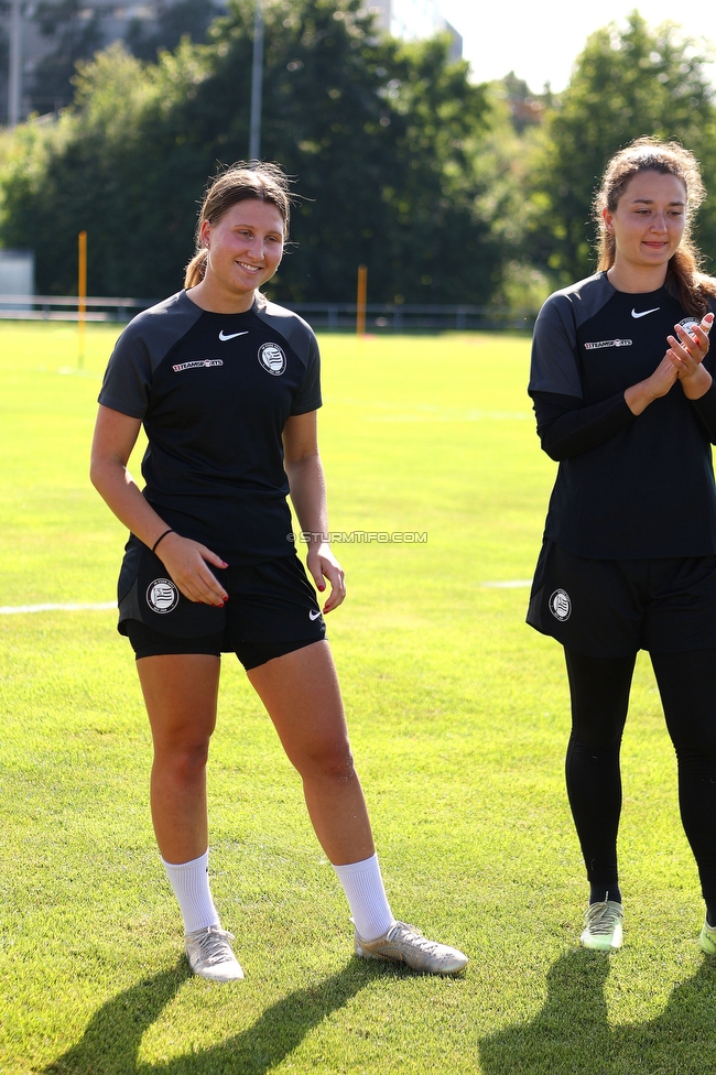 Trainingsauftakt Sturm Graz Damen
OEFB Frauen Bundesliga, Trainingsauftakt SK Sturm Graz Damen, Postplatz Puntigam, 17.07.2023. 

Foto zeigt Sostaric-Karic Tija (Sturm Damen)
