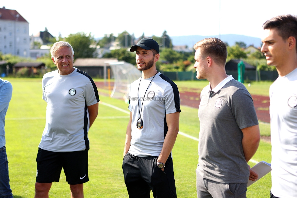 Trainingsauftakt Sturm Graz Damen
OEFB Frauen Bundesliga, Trainingsauftakt SK Sturm Graz Damen, Postplatz Puntigam, 17.07.2023. 

Foto zeigt Sargon Duran (Cheftrainer Sturm Damen)
