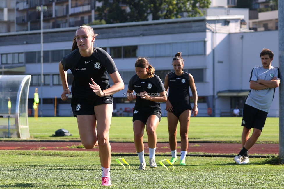 Trainingsauftakt Sturm Graz Damen
OEFB Frauen Bundesliga, Trainingsauftakt SK Sturm Graz Damen, Postplatz Puntigam, 17.07.2023. 

Foto zeigt Merle Kirschstein (Sturm Damen)
