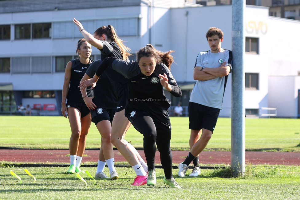 Trainingsauftakt Sturm Graz Damen
OEFB Frauen Bundesliga, Trainingsauftakt SK Sturm Graz Damen, Postplatz Puntigam, 17.07.2023. 

Foto zeigt Vanessa Gritzner (Sturm Damen)
