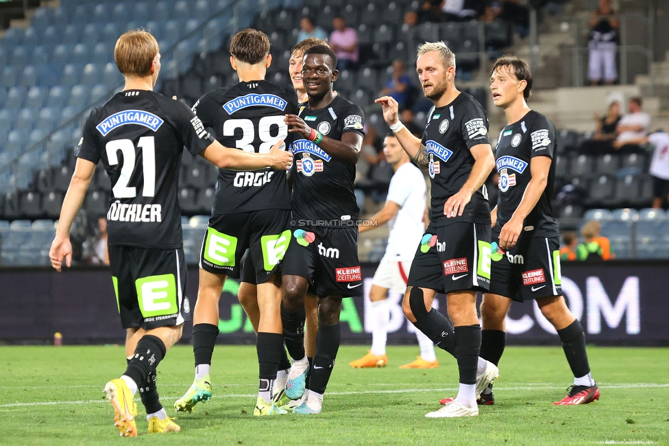 Sturm Graz - Galatasaray Istanbul
Testspiel, SK Sturm Graz - Galatasaray Istanbul, Stadion Liebenau, Graz 18.07.2023. 

Foto zeigt Leon Grgic (Sturm), Amadou Dante (Sturm) und Jakob Jantscher (Sturm)
