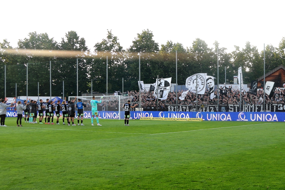 SAK - Sturm Graz
OEFB Cup, 1. Runde, SAK Klagenfurt - SK Sturm Graz, Sportpark Welzenegg, 22.07.2023. 

Foto zeigt die Mannschaft von Sturm und Fans von Sturm
