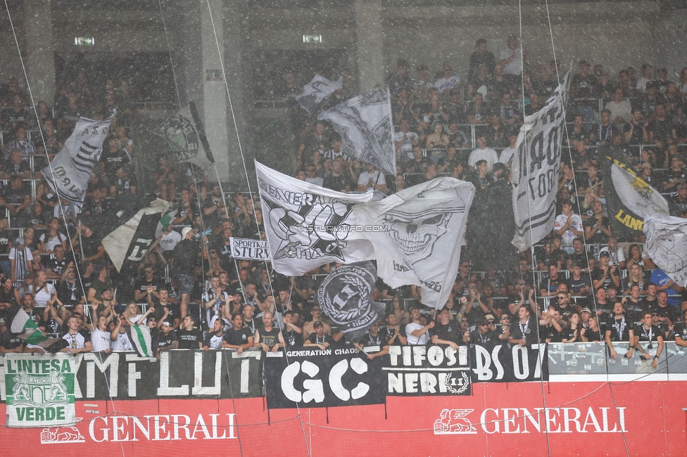 Austria Wien - Sturm Graz
Oesterreichische Fussball Bundesliga, 1. Runde, FK Austria Wien - SK Sturm Graz, Franz-Horr-Stadion Wien, 30.07.2023. 

Foto zeigt Fans von Sturm
