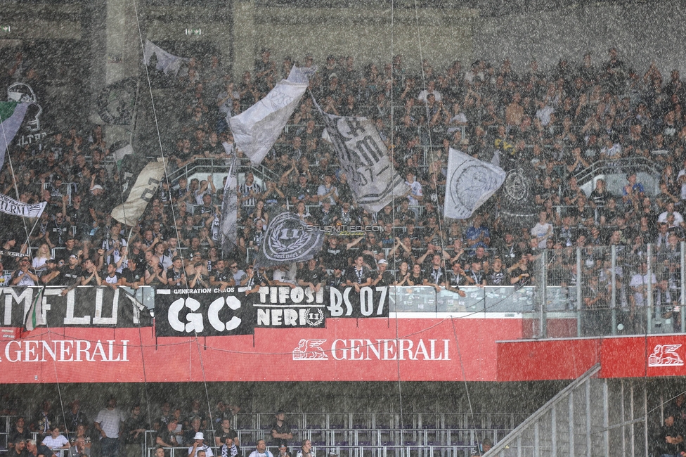 Austria Wien - Sturm Graz
Oesterreichische Fussball Bundesliga, 1. Runde, FK Austria Wien - SK Sturm Graz, Franz-Horr-Stadion Wien, 30.07.2023. 

Foto zeigt Fans von Sturm
