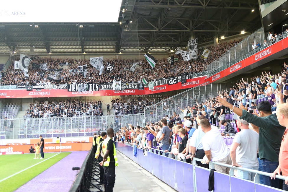 Austria Wien - Sturm Graz
Oesterreichische Fussball Bundesliga, 1. Runde, FK Austria Wien - SK Sturm Graz, Franz-Horr-Stadion Wien, 30.07.2023. 

Foto zeigt Fans von Sturm
