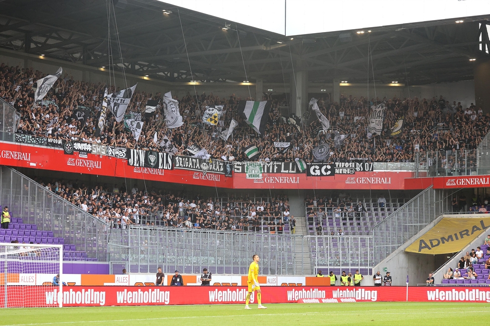 Austria Wien - Sturm Graz
Oesterreichische Fussball Bundesliga, 1. Runde, FK Austria Wien - SK Sturm Graz, Franz-Horr-Stadion Wien, 30.07.2023. 

Foto zeigt Fans von Sturm
