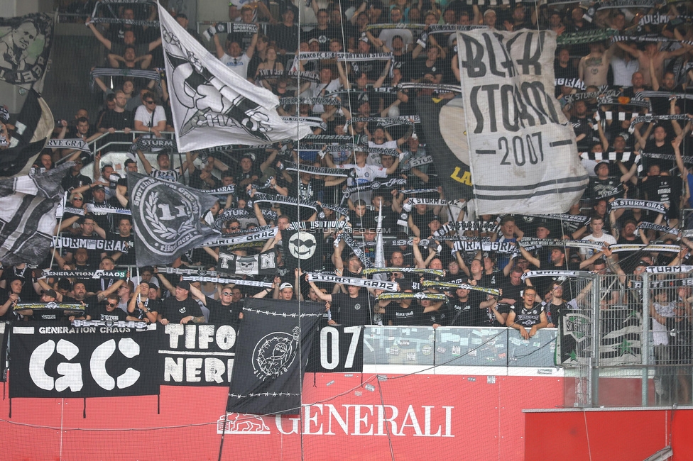 Austria Wien - Sturm Graz
Oesterreichische Fussball Bundesliga, 1. Runde, FK Austria Wien - SK Sturm Graz, Franz-Horr-Stadion Wien, 30.07.2023. 

Foto zeigt Fans von Sturm
