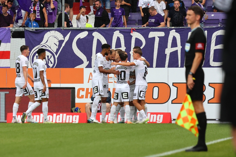 Austria Wien - Sturm Graz
Oesterreichische Fussball Bundesliga, 1. Runde, FK Austria Wien - SK Sturm Graz, Franz-Horr-Stadion Wien, 30.07.2023. 

Foto zeigt Otar Kiteishvili (Sturm), Alexander Prass (Sturm) und Gregory Wuethrich (Sturm)
