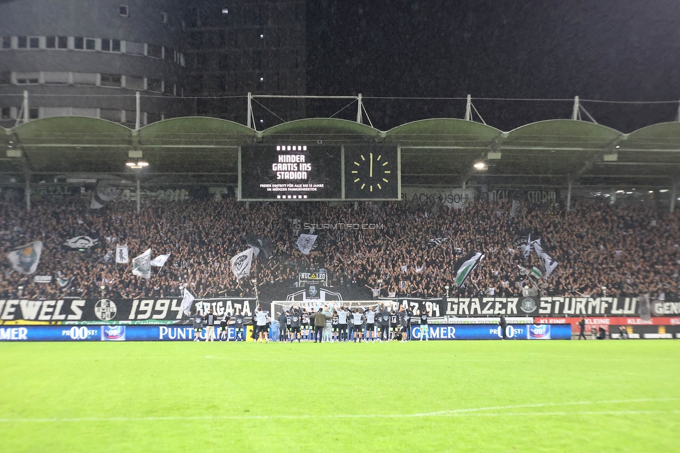 Sturm Graz - LASK
Oesterreichische Fussball Bundesliga, 2. Runde, SK Sturm Graz - LASK, Stadion Liebenau Graz, 05.05.2023. 

Foto zeigt die Mannschaft von Sturm und Fans von Sturm
