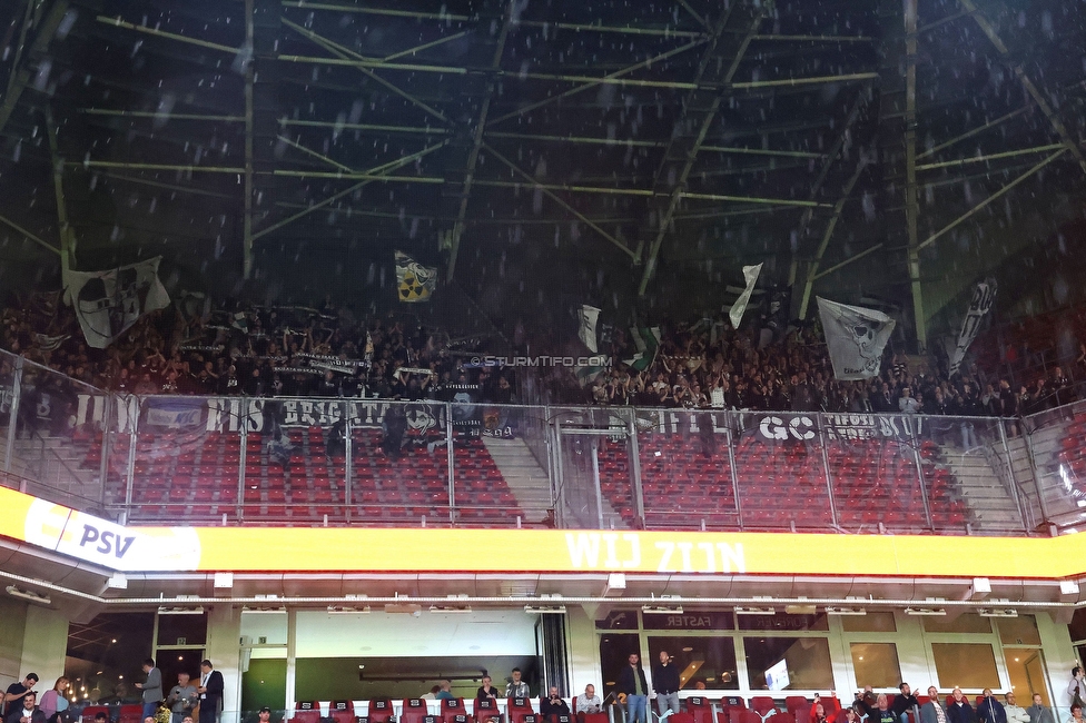 PSV Eindhoven - Sturm Graz
UEFA Champions League Qualifikation 3. Runde, PSV Eindhoven - SK Sturm Graz, Philips Stadion Eindhoven, 08.08.2023. 

Foto zeigt Fans von Sturm
