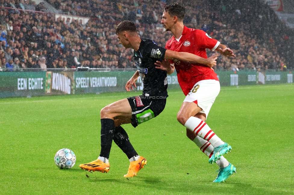 PSV Eindhoven - Sturm Graz
UEFA Champions League Qualifikation 3. Runde, PSV Eindhoven - SK Sturm Graz, Philips Stadion Eindhoven, 08.08.2023. 

Foto zeigt Szymon Wloddarczyk (Sturm)
