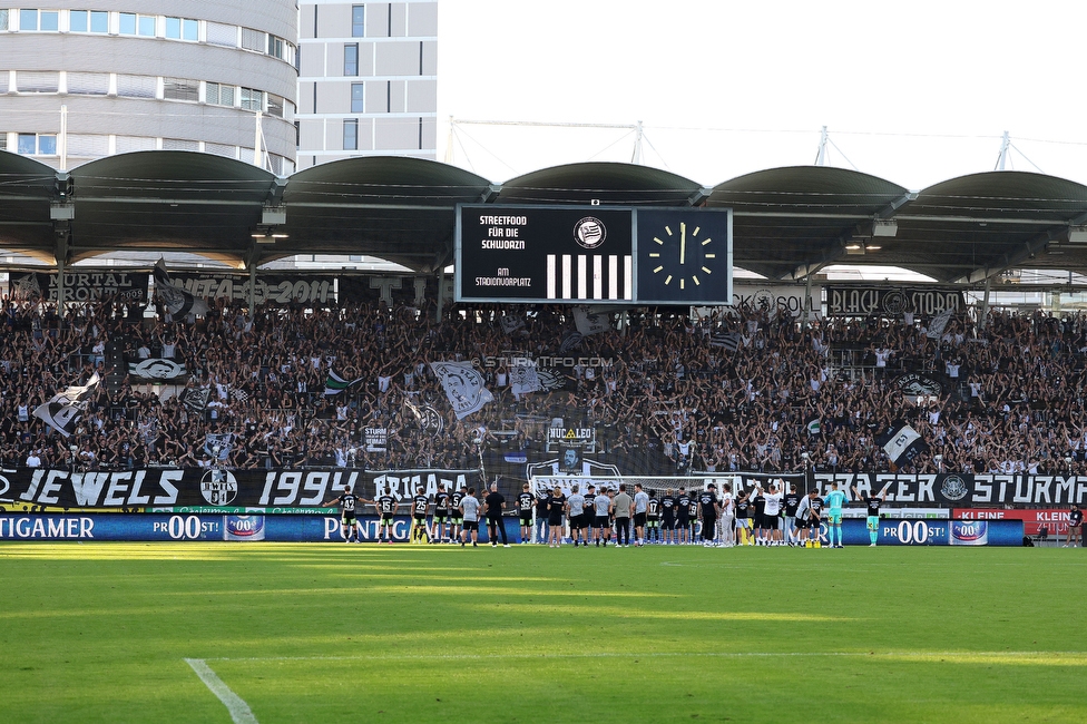 Sturm Graz - Austria Klagenfurt
Oesterreichische Fussball Bundesliga, 3. Runde, SK Sturm Graz - SK Austria Klagenfurt, Stadion Liebenau Graz, 12.08.2023. 

Foto zeigt Fans von Sturm und die Mannschaft von Sturm
