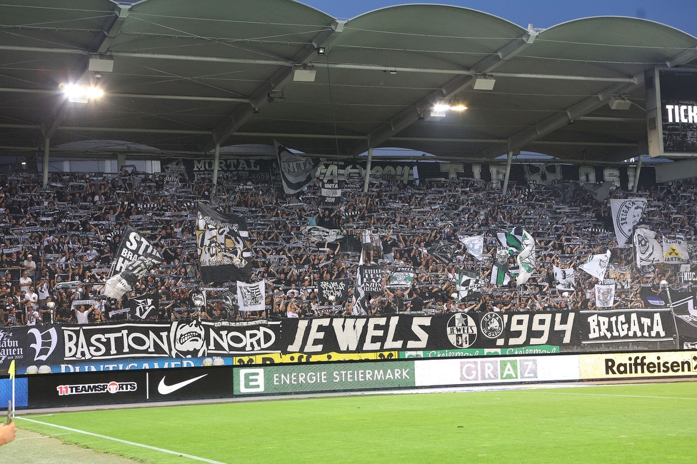 Sturm - PSV
UEFA Champions League Qualifikation 3. Runde, SK Sturm Graz - PSV Eindhoven, Stadion Liebenau Graz, 15.08.2023. 

Foto zeigt Fans von Sturm
