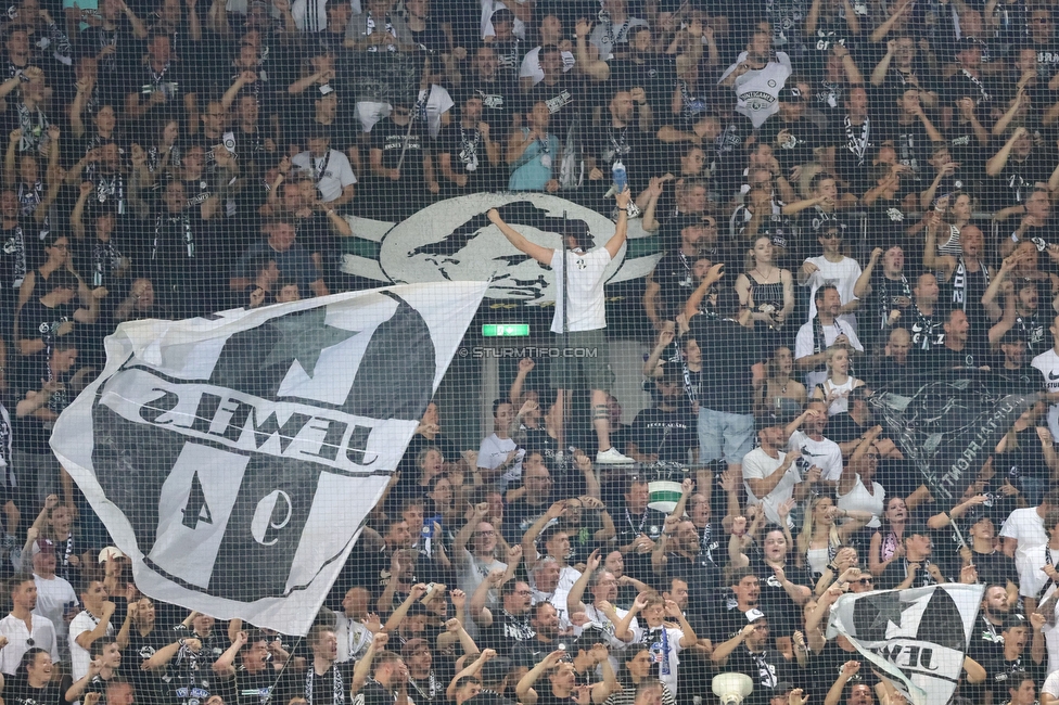 Sturm Graz - PSV Eindhoven
UEFA Champions League Qualifikation 3. Runde, SK Sturm Graz - PSV Eindhoven, Stadion Liebenau Graz, 15.08.2023. 

Foto zeigt Fans von Sturm
Schlüsselwörter: jewels vorsaenger