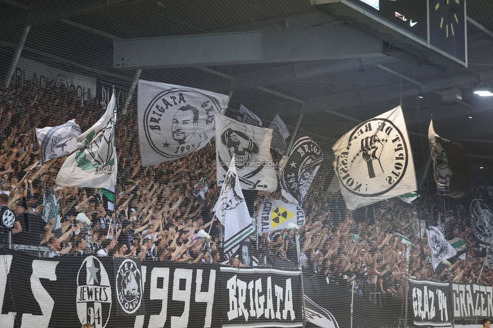 Sturm - PSV
UEFA Champions League Qualifikation 3. Runde, SK Sturm Graz - PSV Eindhoven, Stadion Liebenau Graz, 15.08.2023. 

Foto zeigt Fans von Sturm
Schlüsselwörter: brigata