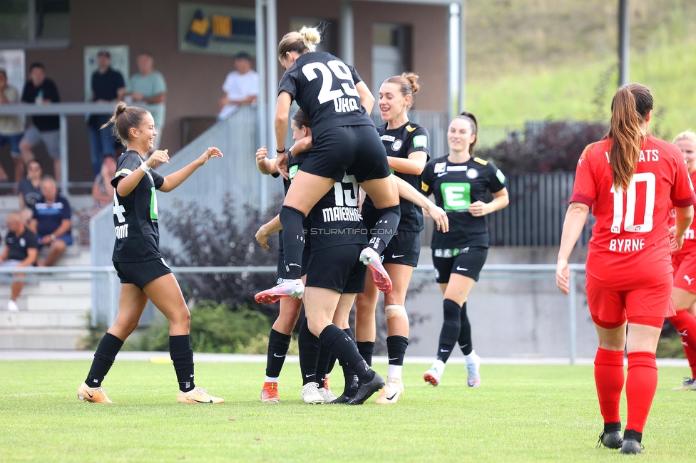 SVK Wildcats - Sturm Graz Damen
SPORTLAND Niederoesterreich Frauen Cup, SVK Wildcats - SK Sturm Graz, TRIOTRONIK Stadion Krottendorf, 19.08.2023. 

Foto zeigt Sophie Maierhofer (Sturm Damen) und Modesta Uka (Sturm Damen)
