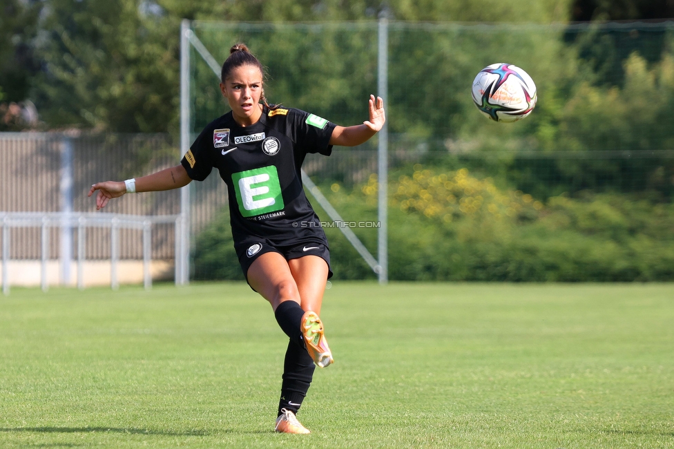 SVK Wildcats - Sturm Graz Damen
SPORTLAND Niederoesterreich Frauen Cup, SVK Wildcats - SK Sturm Graz, TRIOTRONIK Stadion Krottendorf, 19.08.2023. 

Foto zeigt Jasmin Reichmann (Sturm Damen)
