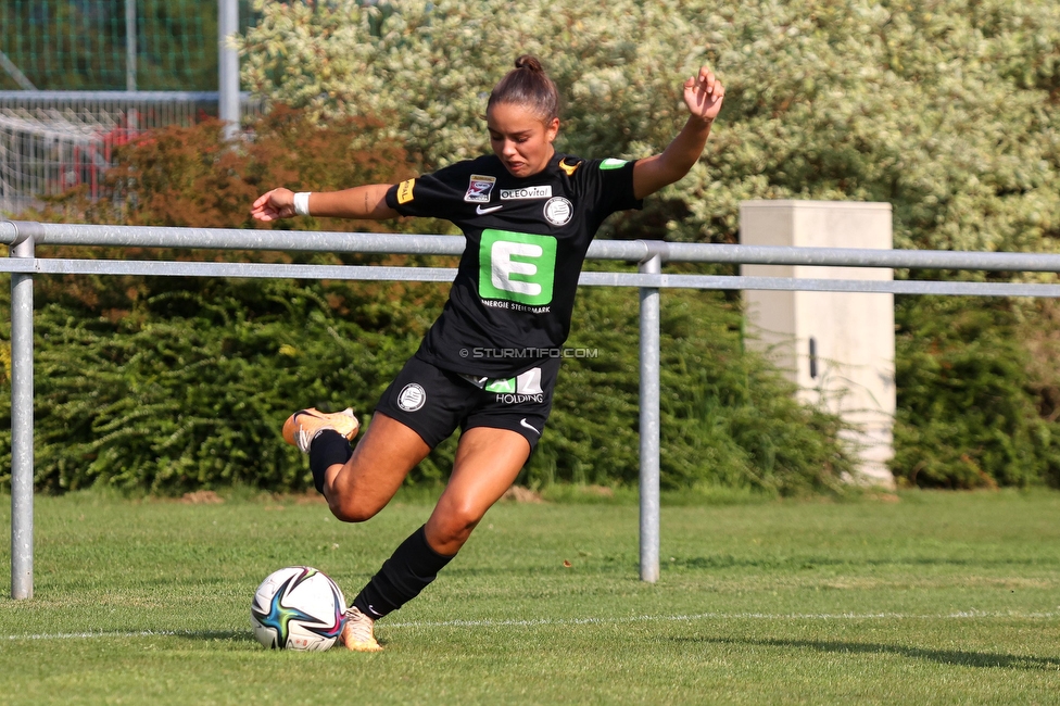 SVK Wildcats - Sturm Graz Damen
SPORTLAND Niederoesterreich Frauen Cup, SVK Wildcats - SK Sturm Graz, TRIOTRONIK Stadion Krottendorf, 19.08.2023. 

Foto zeigt Jasmin Reichmann (Sturm Damen)
